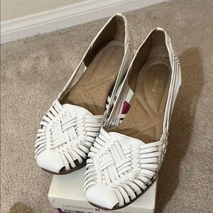 Naturalizer White Woven Loafers